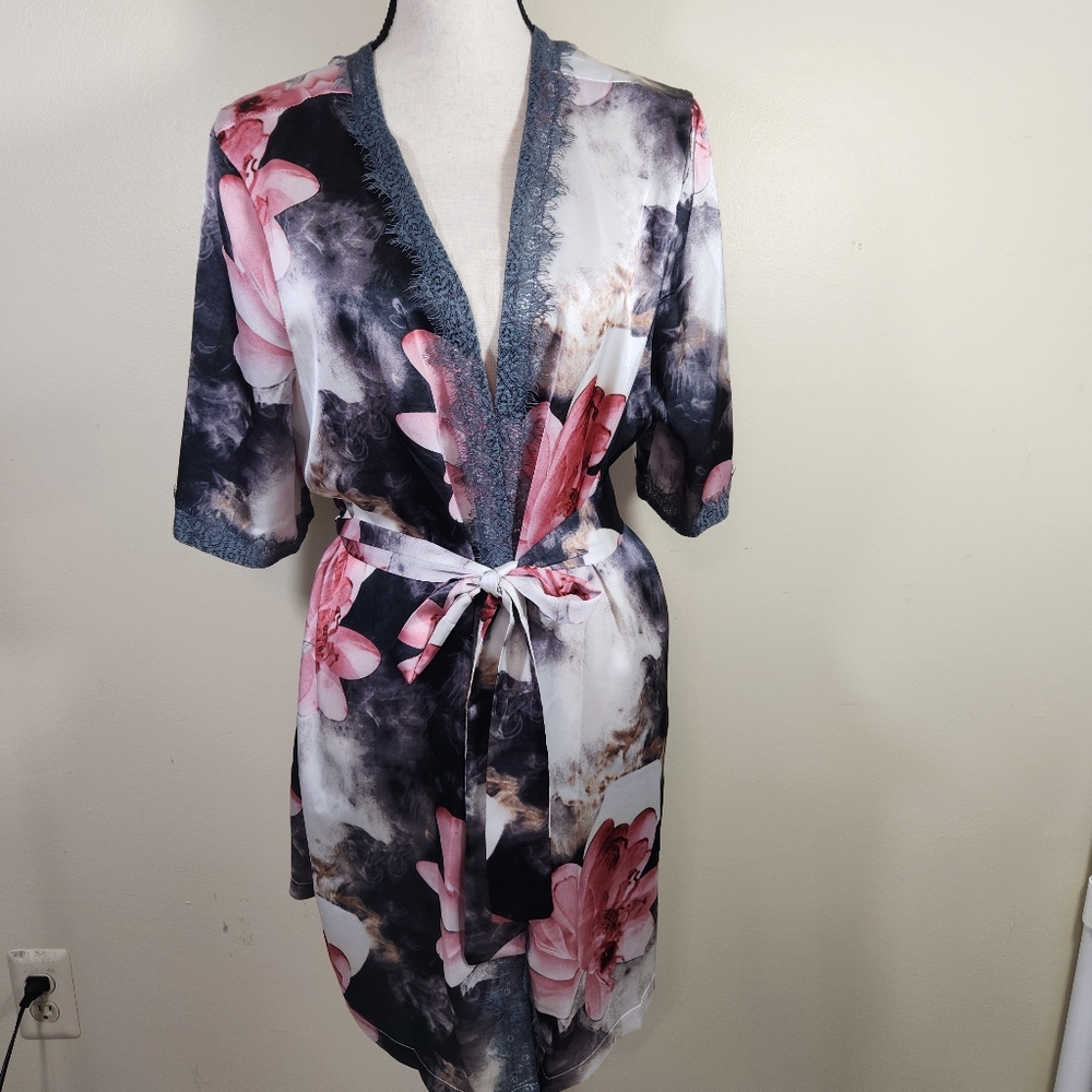 POL floral kimono open front tie waist sz L wrap robe pink grey womens